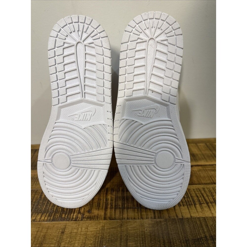 Women's Size 10 - Air Jordan 1 Mid 'Triple White' Shoes DV0991-111 - Picture 8 of 8